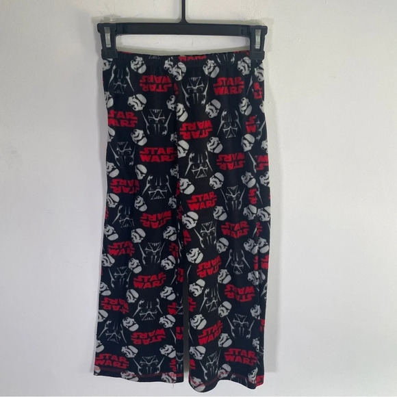 Star Wars Other - Star Wars Fleece Pajama Pants Size 7 Features Darth Vader